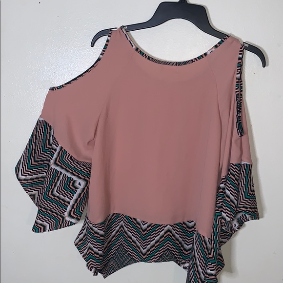 Takara Tribal Open Shoulder Top - Picture 3 of 4